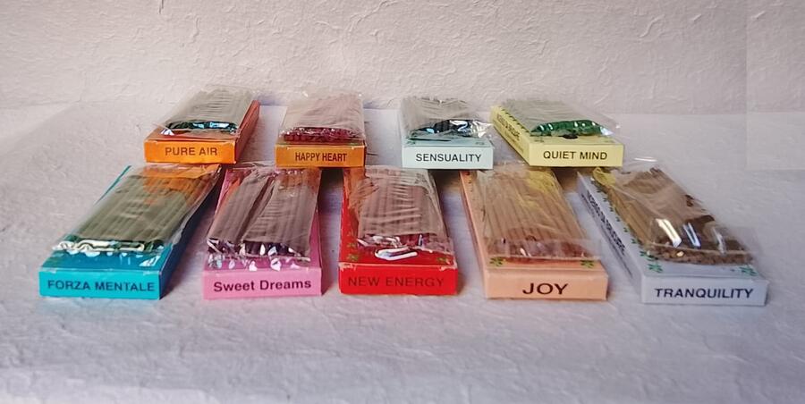 5 Confezioni Incenso Terapeutico – 100 Bastoncini Assortiti Aromaterapia Mistica