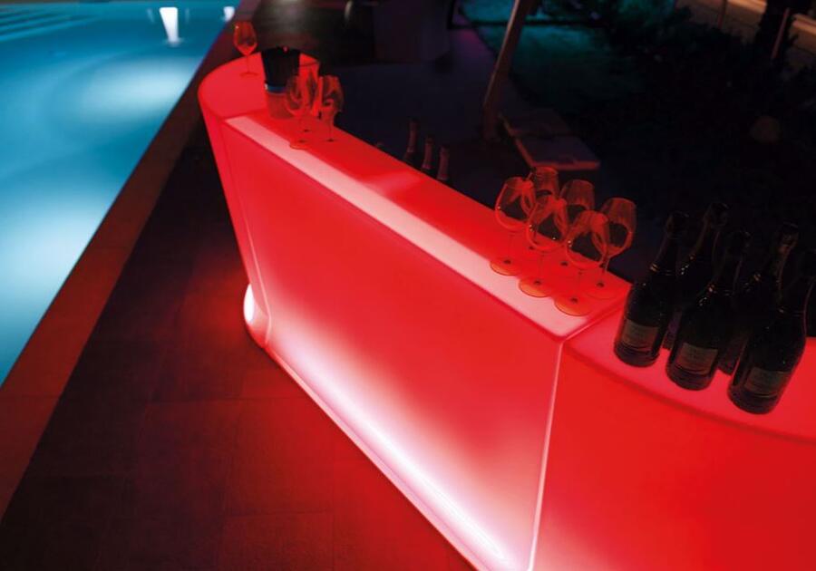 Bancone Bar Luminoso per Esterno MARVY al LED in Polietilene di Lyxo Design - Offerta di Mondo Materasso
