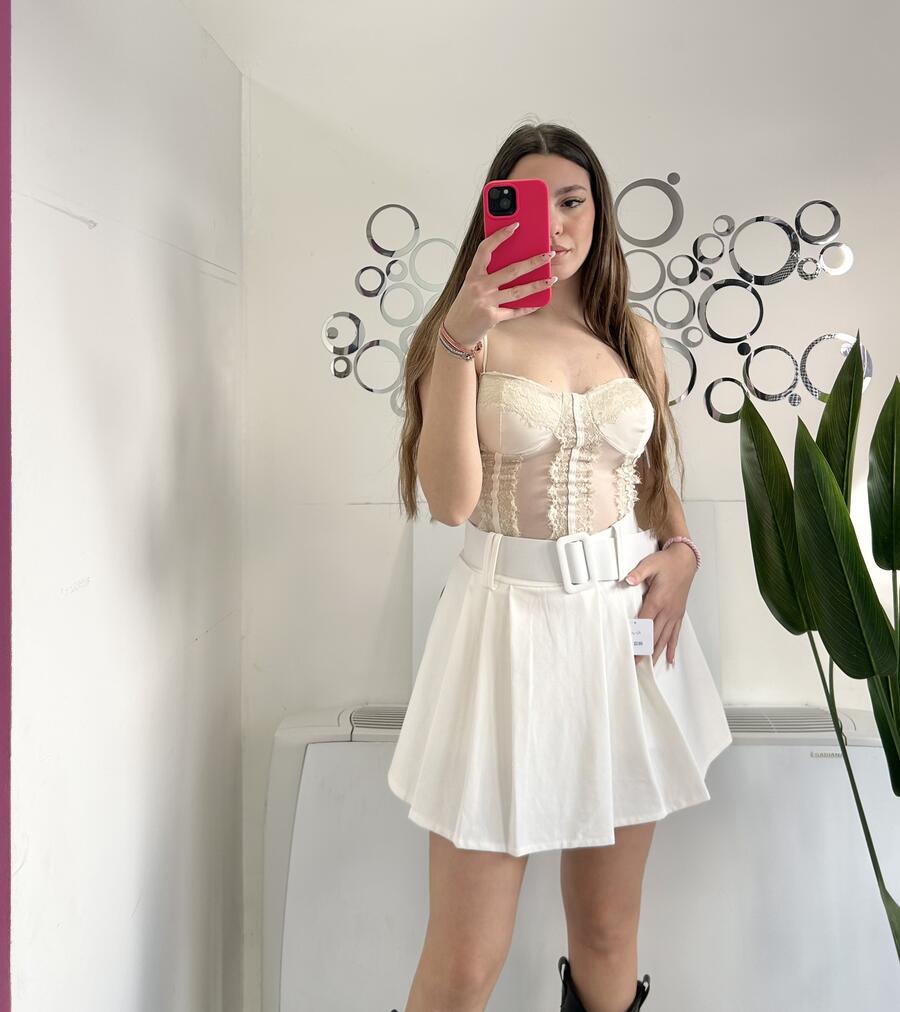 NOVITÀ Top in pizzo tipo corsetto