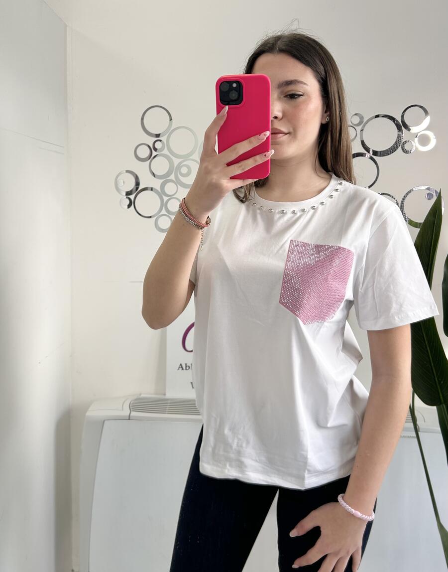 NOVITÀ T-shirt in cotone tasca brillantinata