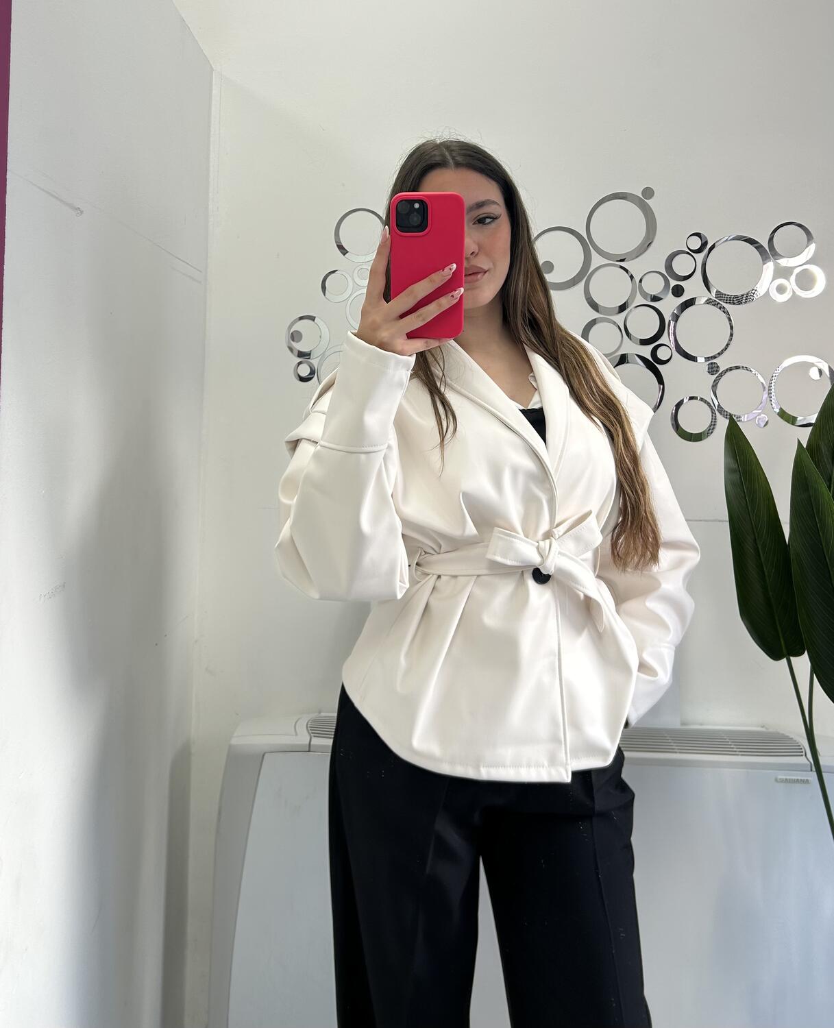 NOVITÀ Giacca eco pelle con cintura