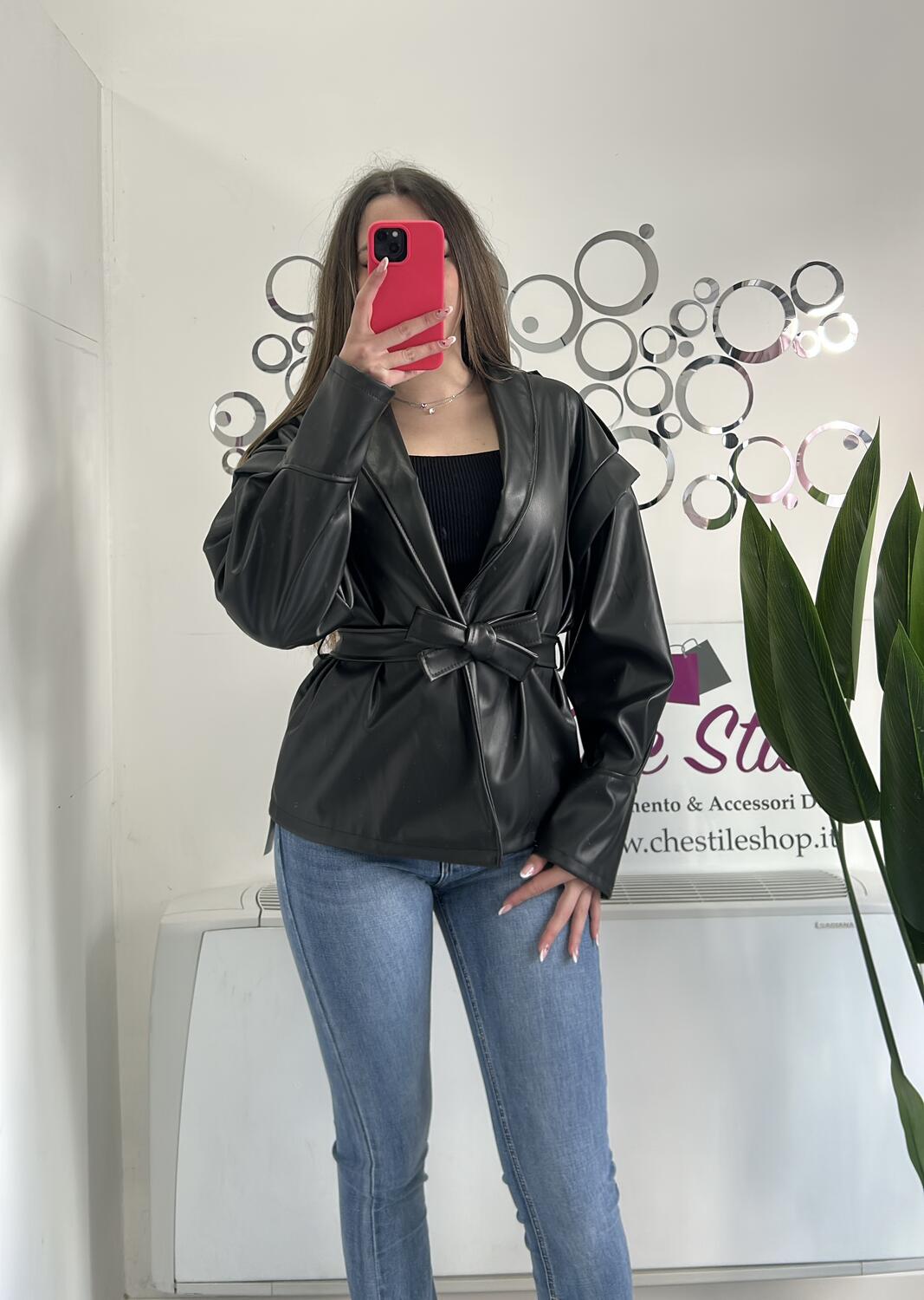 NOVITÀ Giacca eco pelle con cintura