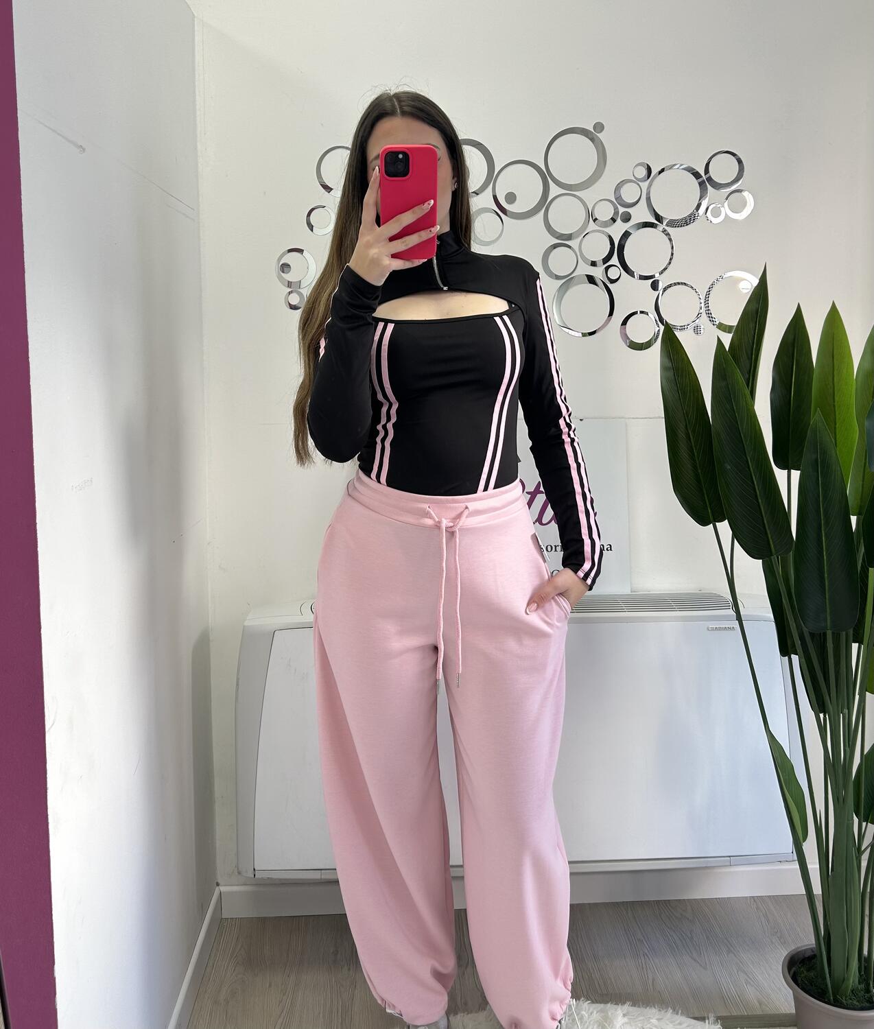 NOVITÀ Body cut out e bande rosa