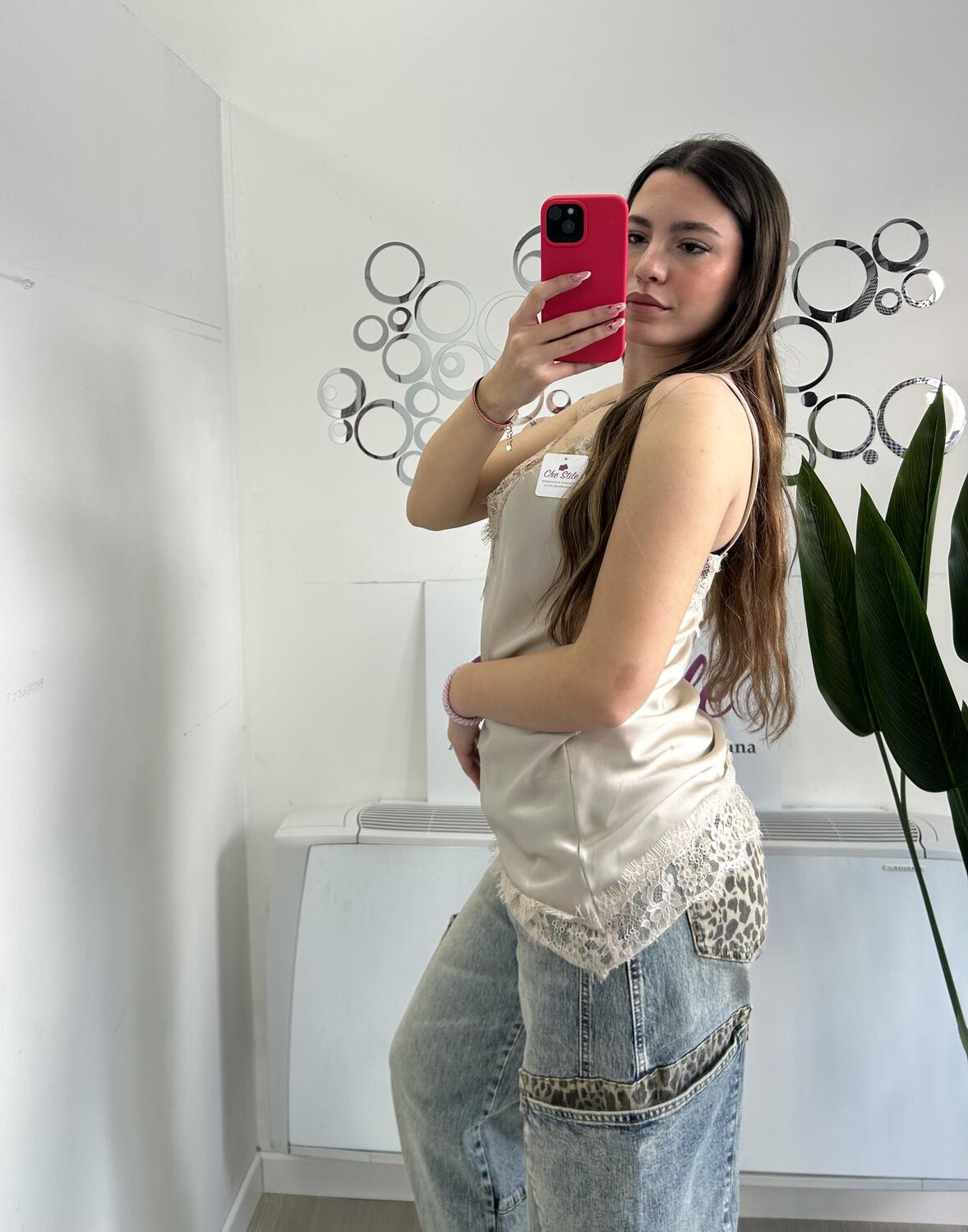 NOVITÀ Canotta asimmetrica in raso con pizzo