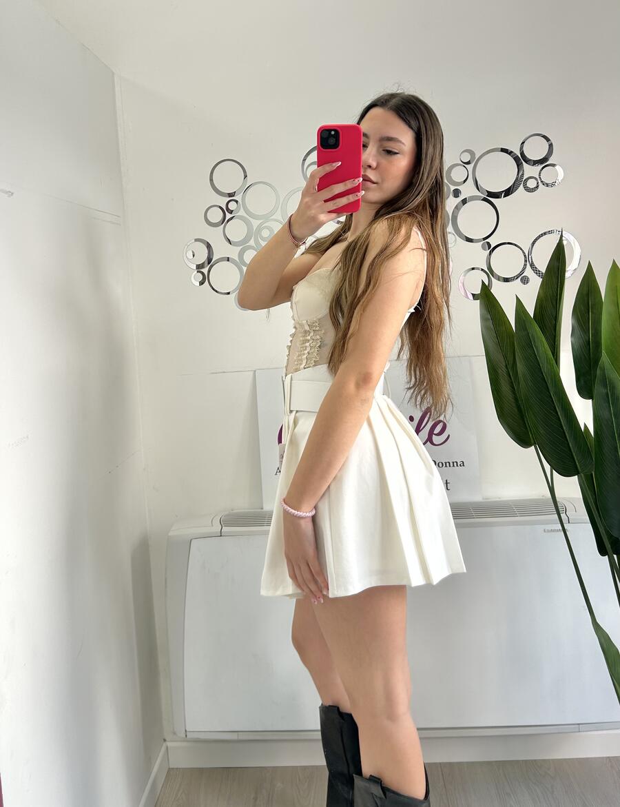 NOVITÀ Gonna a pieghe con cintura