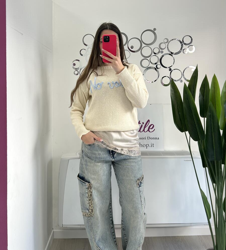 NOVITÀ Jeans baggy con dettagli maculati