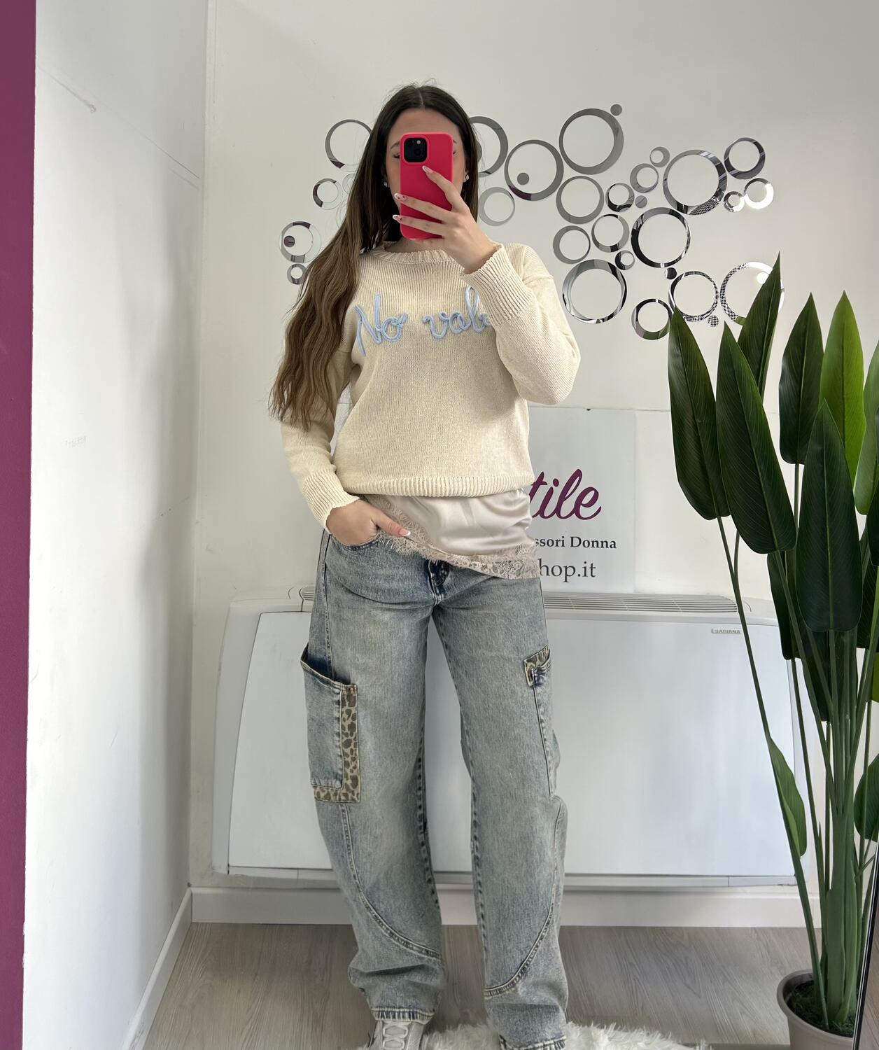 NOVITÀ Jeans baggy con dettagli maculati