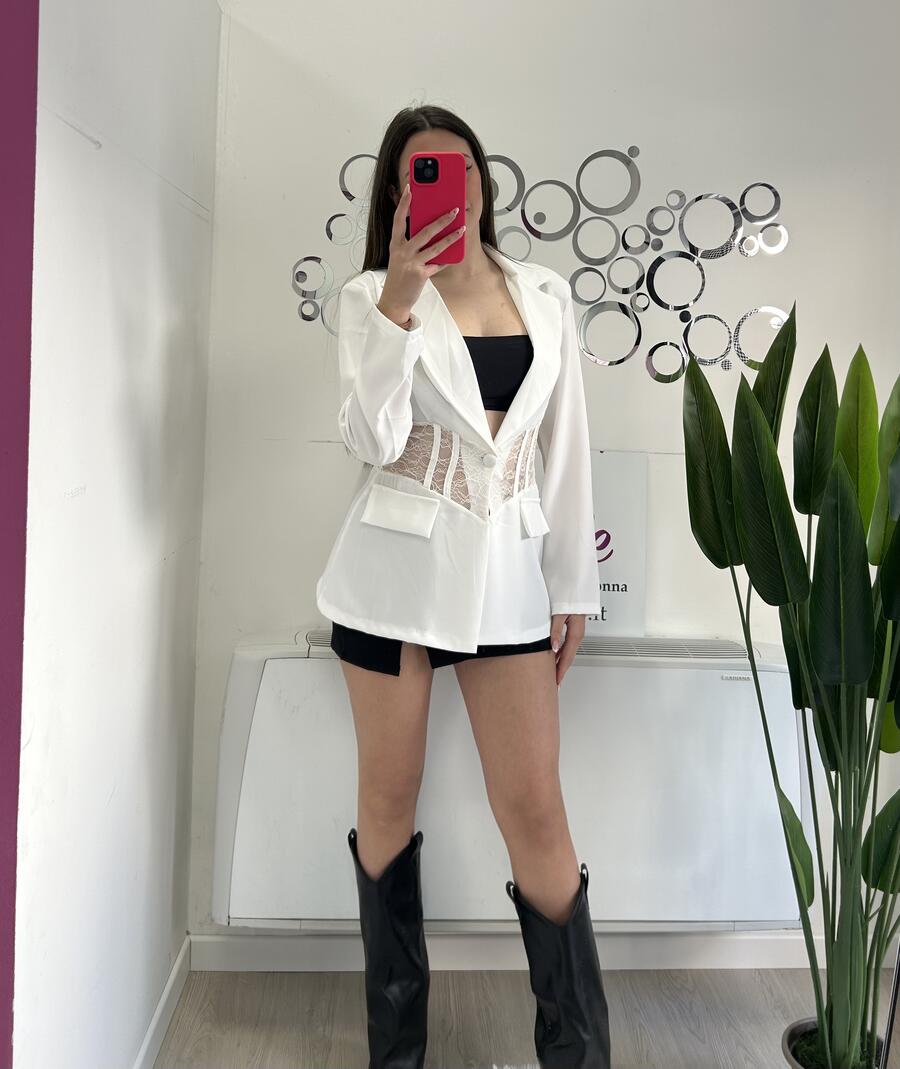 NOVITÀ Giacca con dettaglio trasparente in pizzo