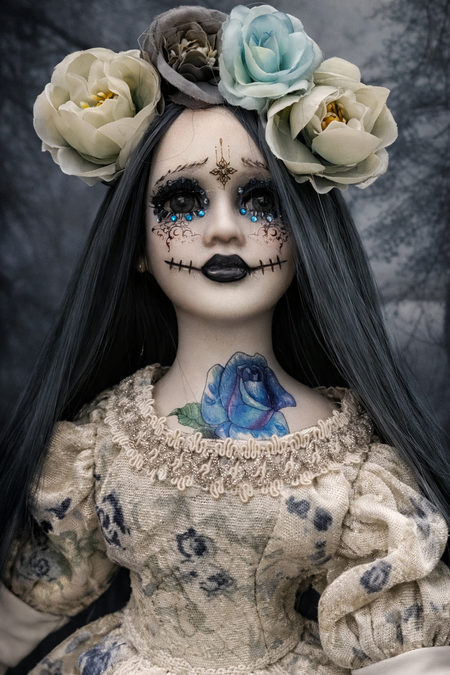 Sharima Santa Muerte pezzo unico in porcellana 