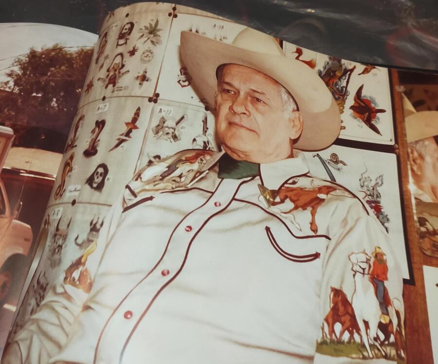 Bert Grimm - The Bert Grimm Tattoo Museum Collection (damaged copy)