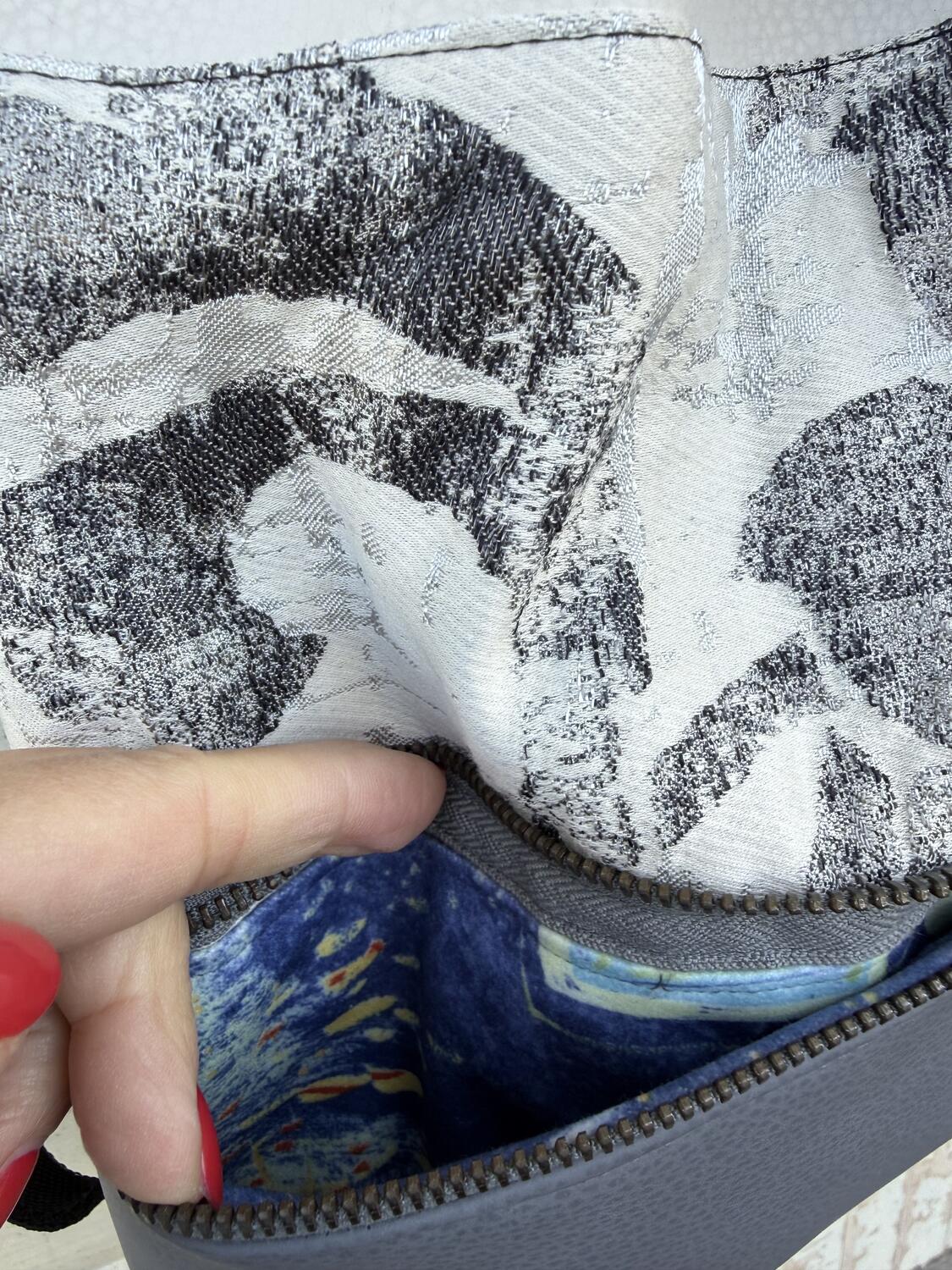 Zaino fiore grigio grande 