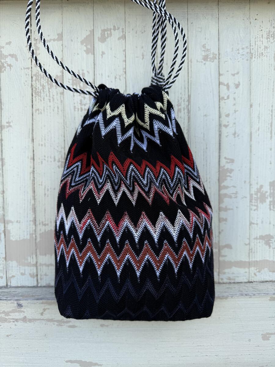 Secchiello  zig zag  nero