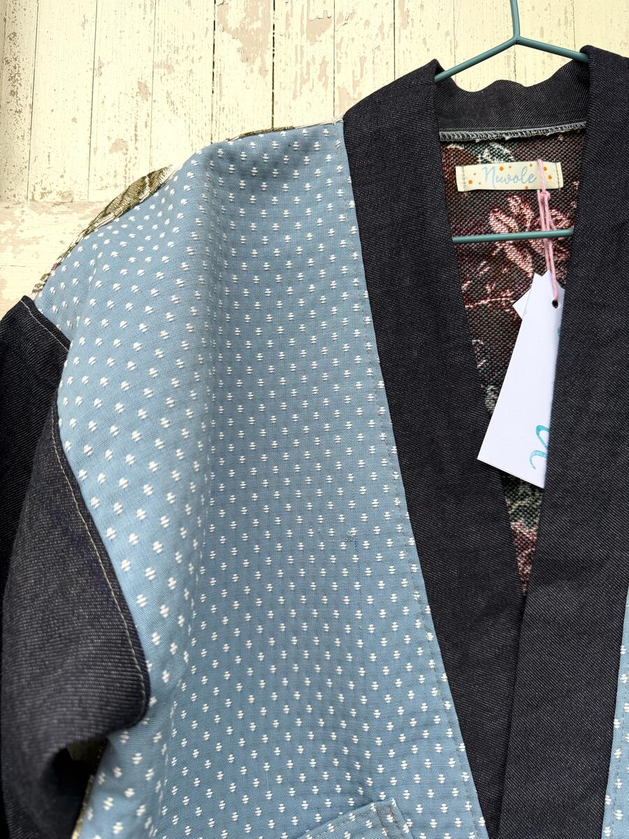 Kimono corto fiori e puntini 