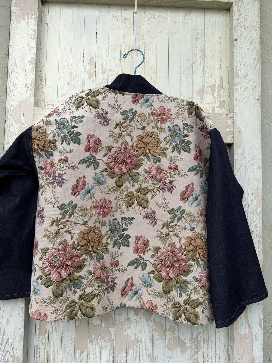 Kimono corto fiori e puntini 