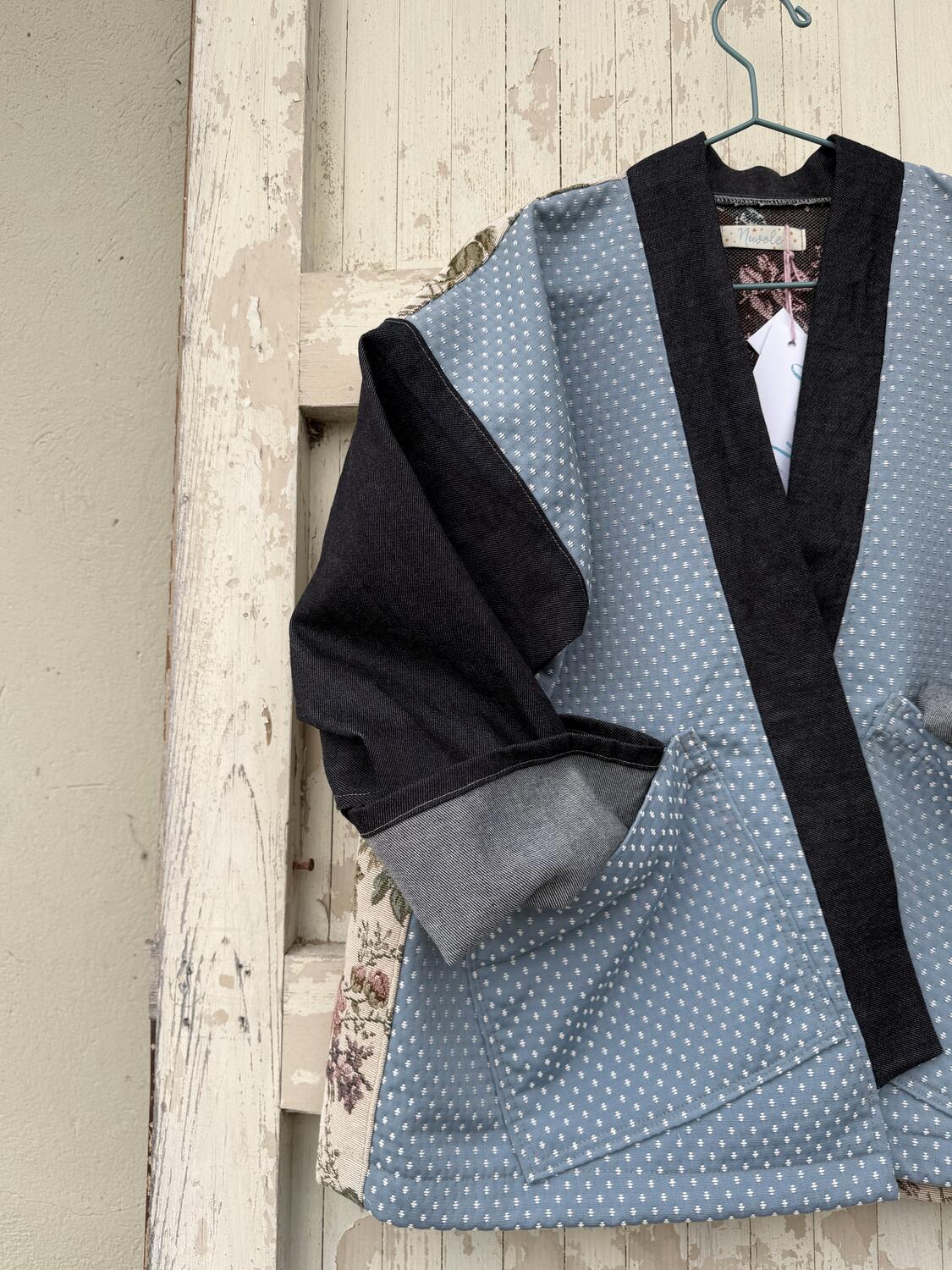 Kimono corto fiori e puntini 