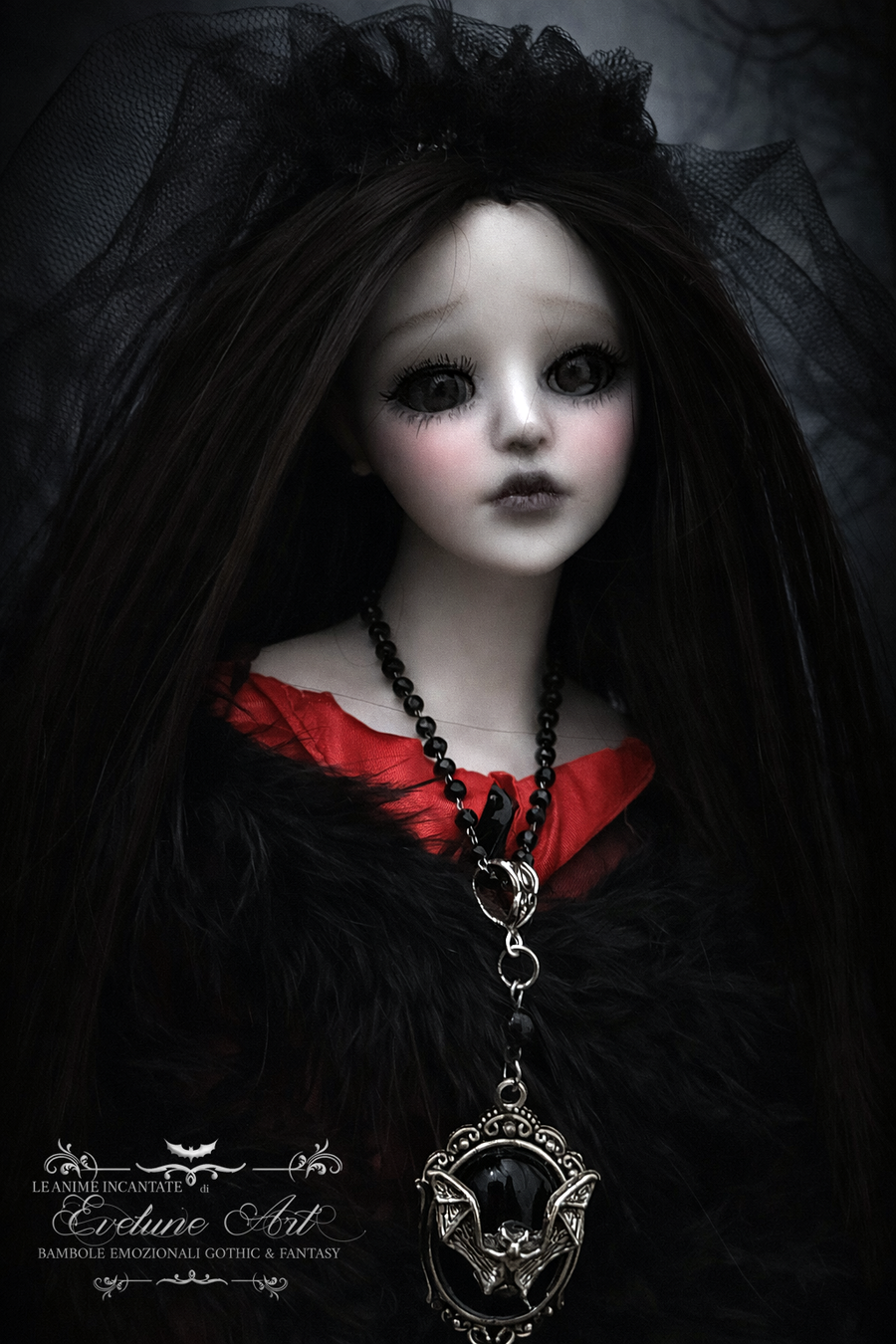 Eirisia Lilith Bambola Goth in porcellana