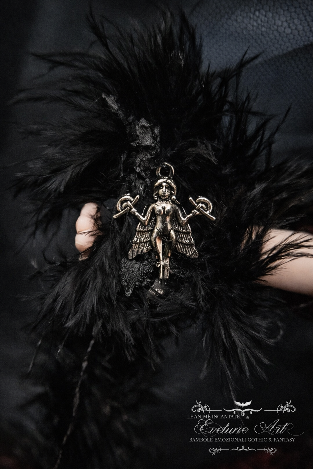 Eirisia Lilith Bambola Goth in porcellana