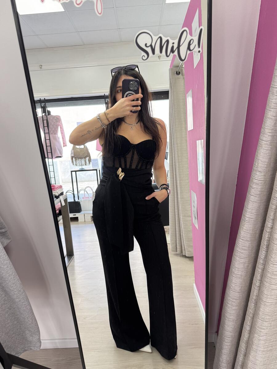 NOVITÀ Pantalone a zampa con dettaglio dorato 