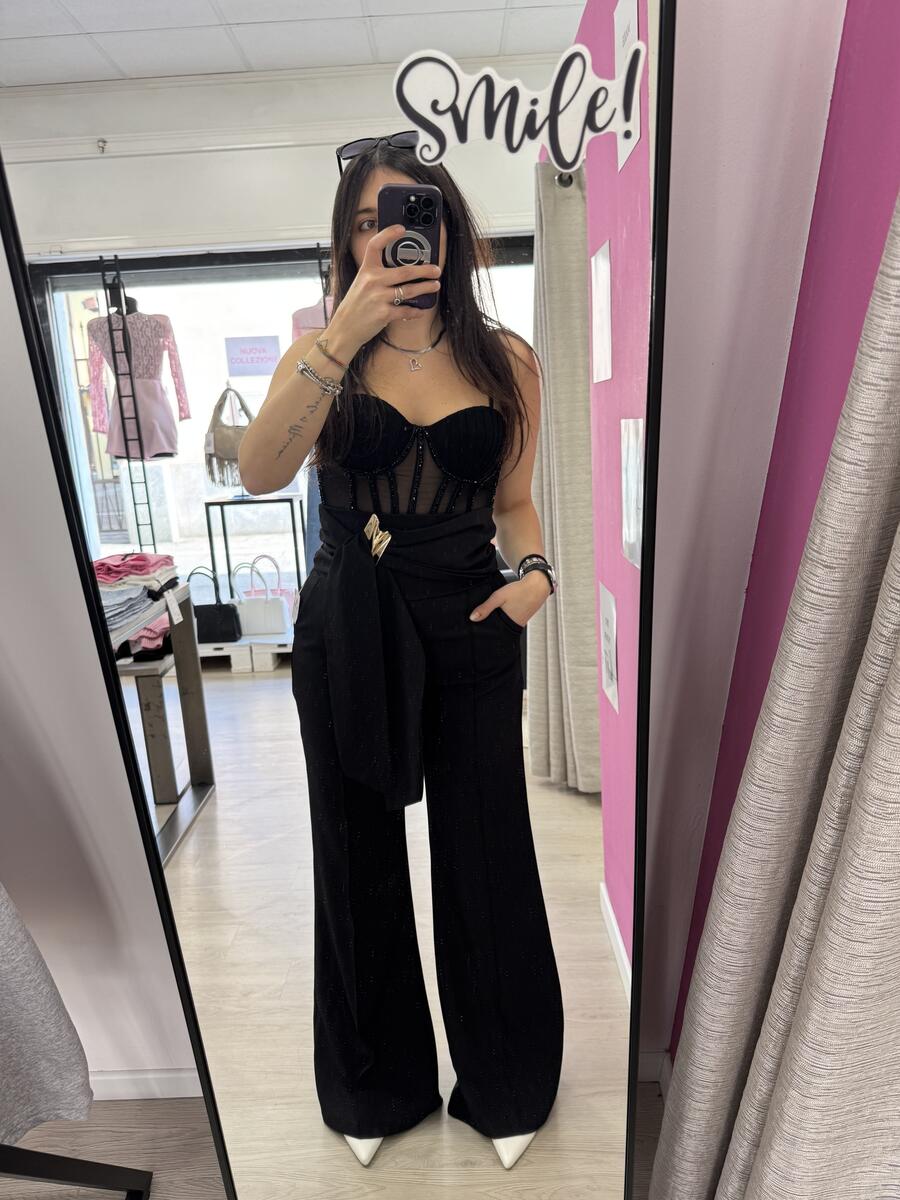 NOVITÀ Pantalone a zampa con dettaglio dorato 