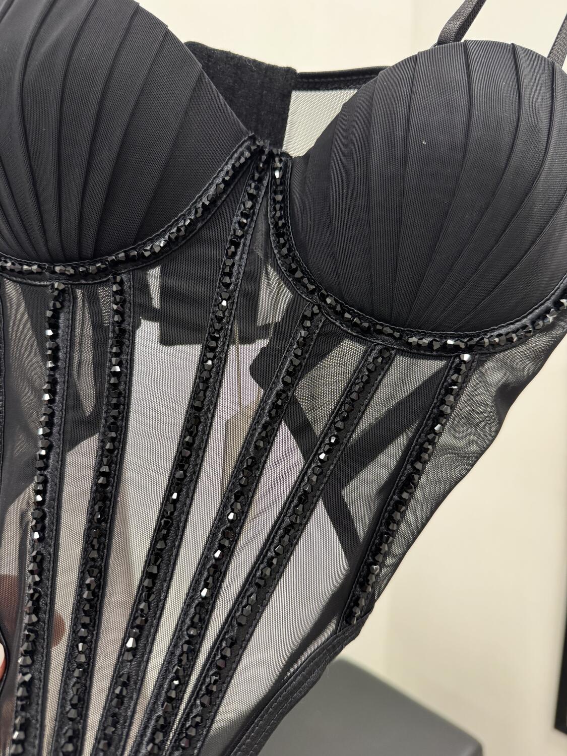 NOVITÀ Corsetto nero con applicazioni 