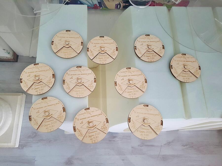 Invito rotante in legno - Modello Luana - Personalizzabile