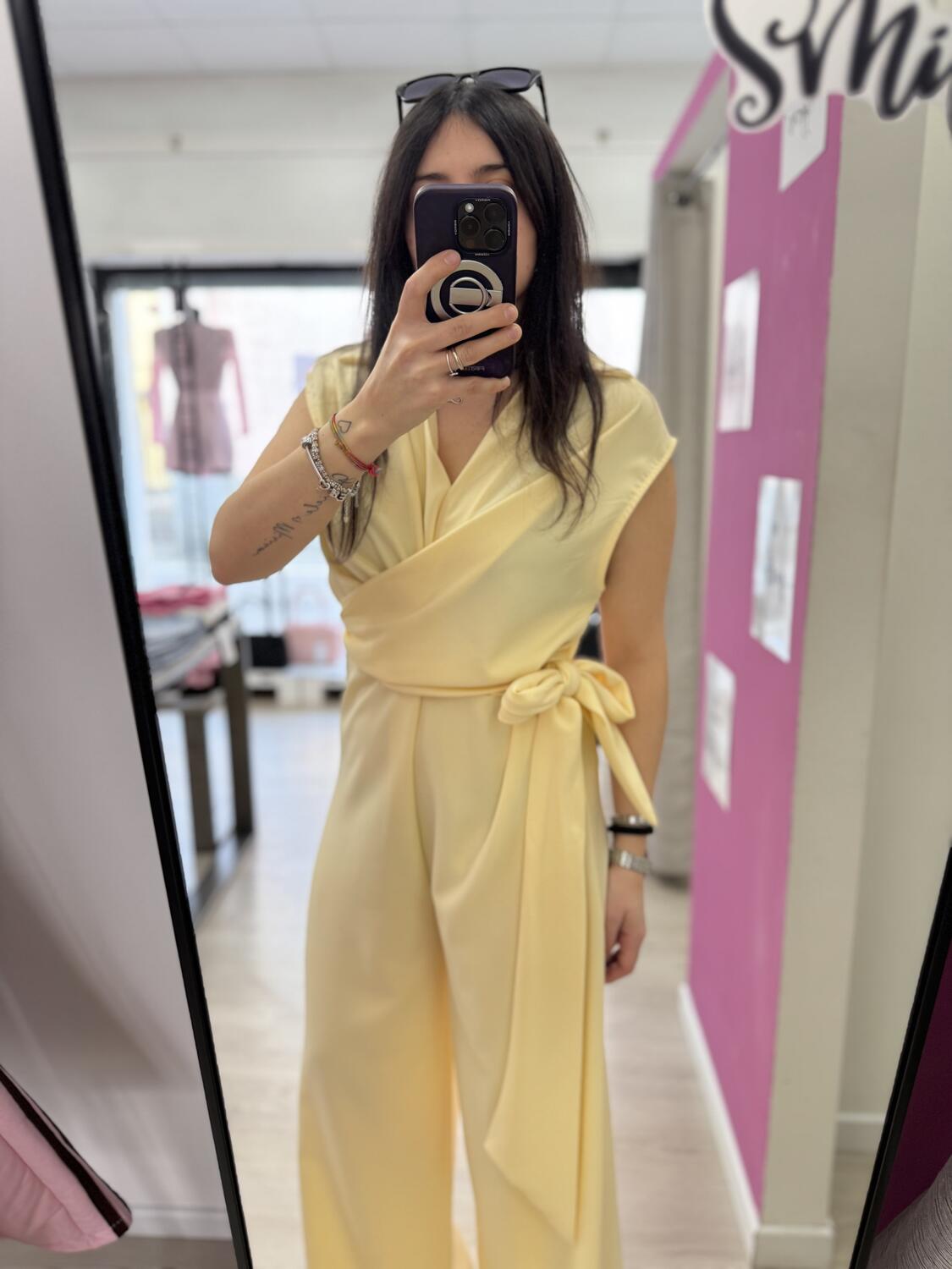 NOVITÀ Jumpsuit smanicata con cintura