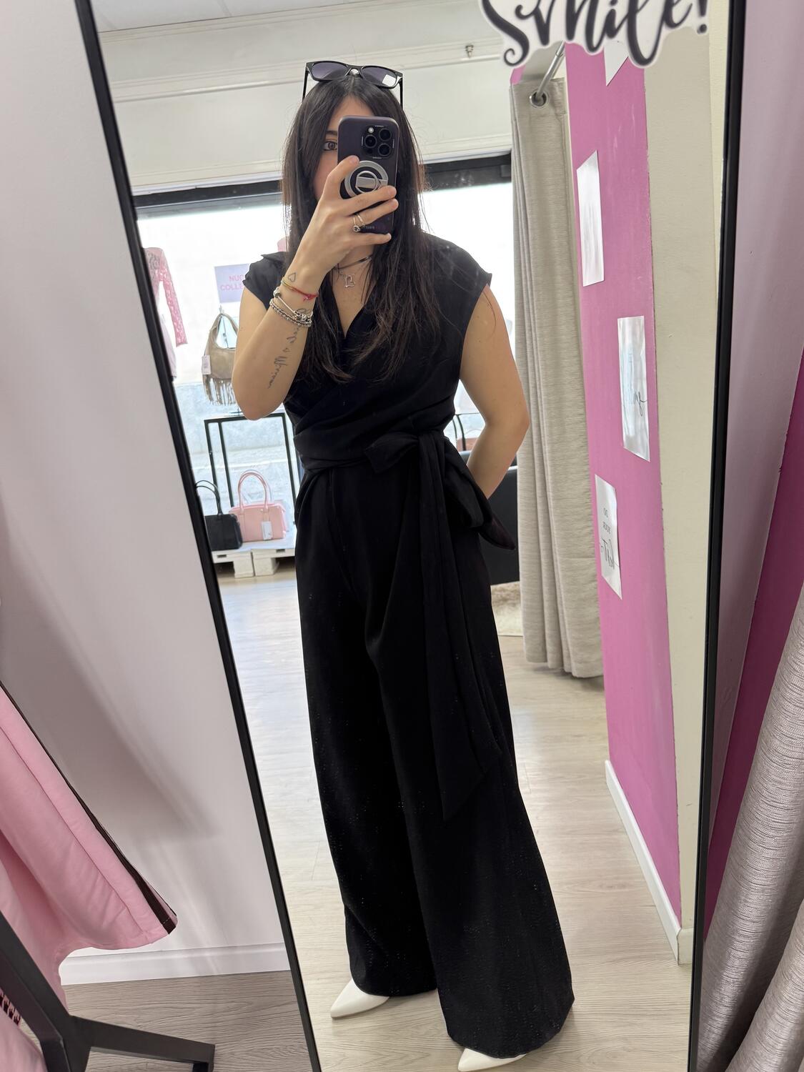 NOVITÀ Jumpsuit smanicata con cintura