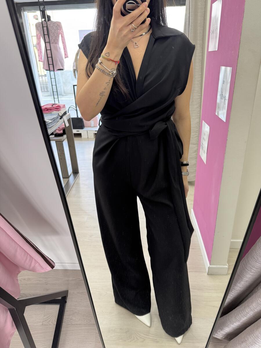 NOVITÀ Jumpsuit smanicata con cintura