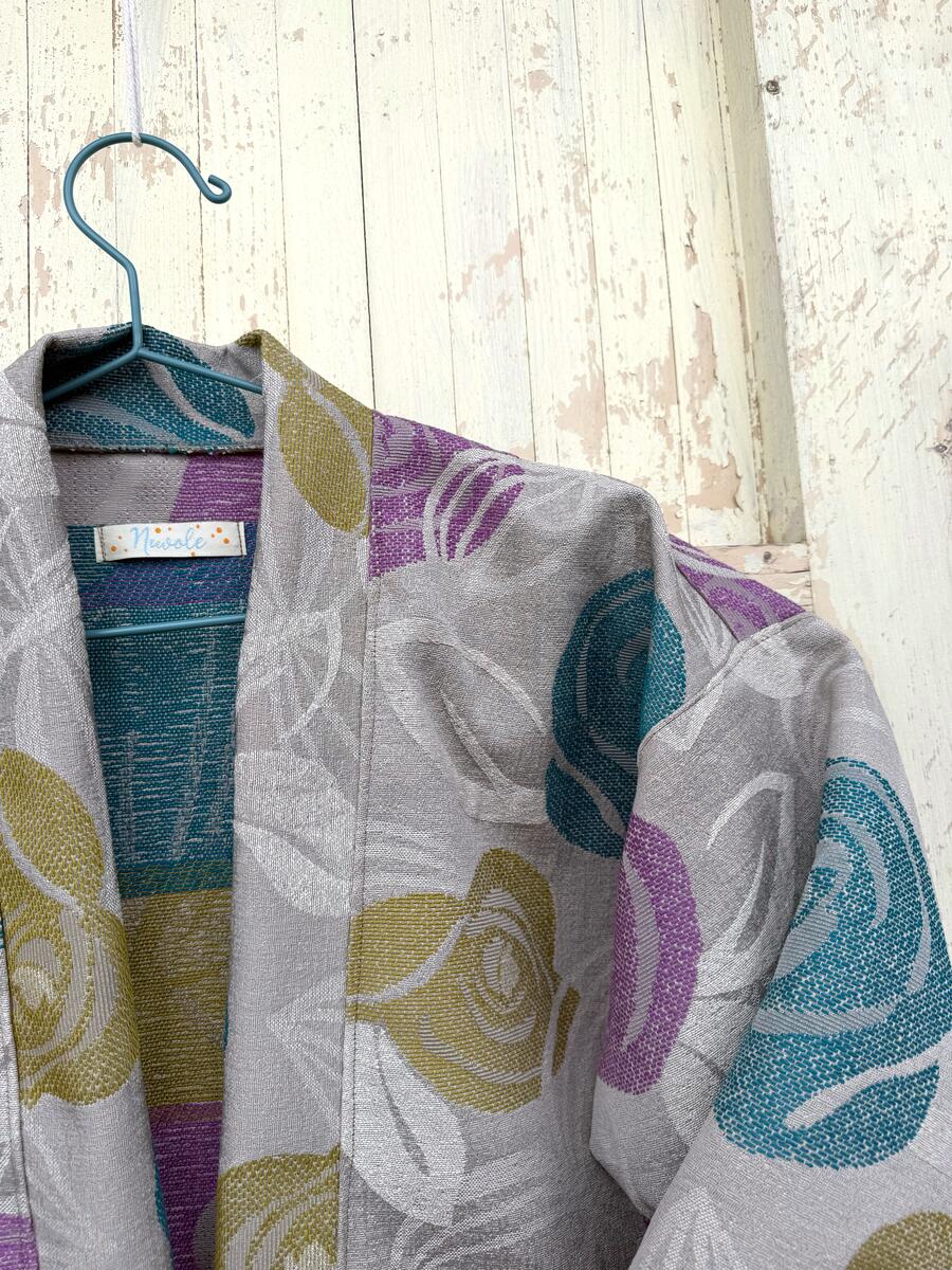Kimono fiori ottanio e glicine