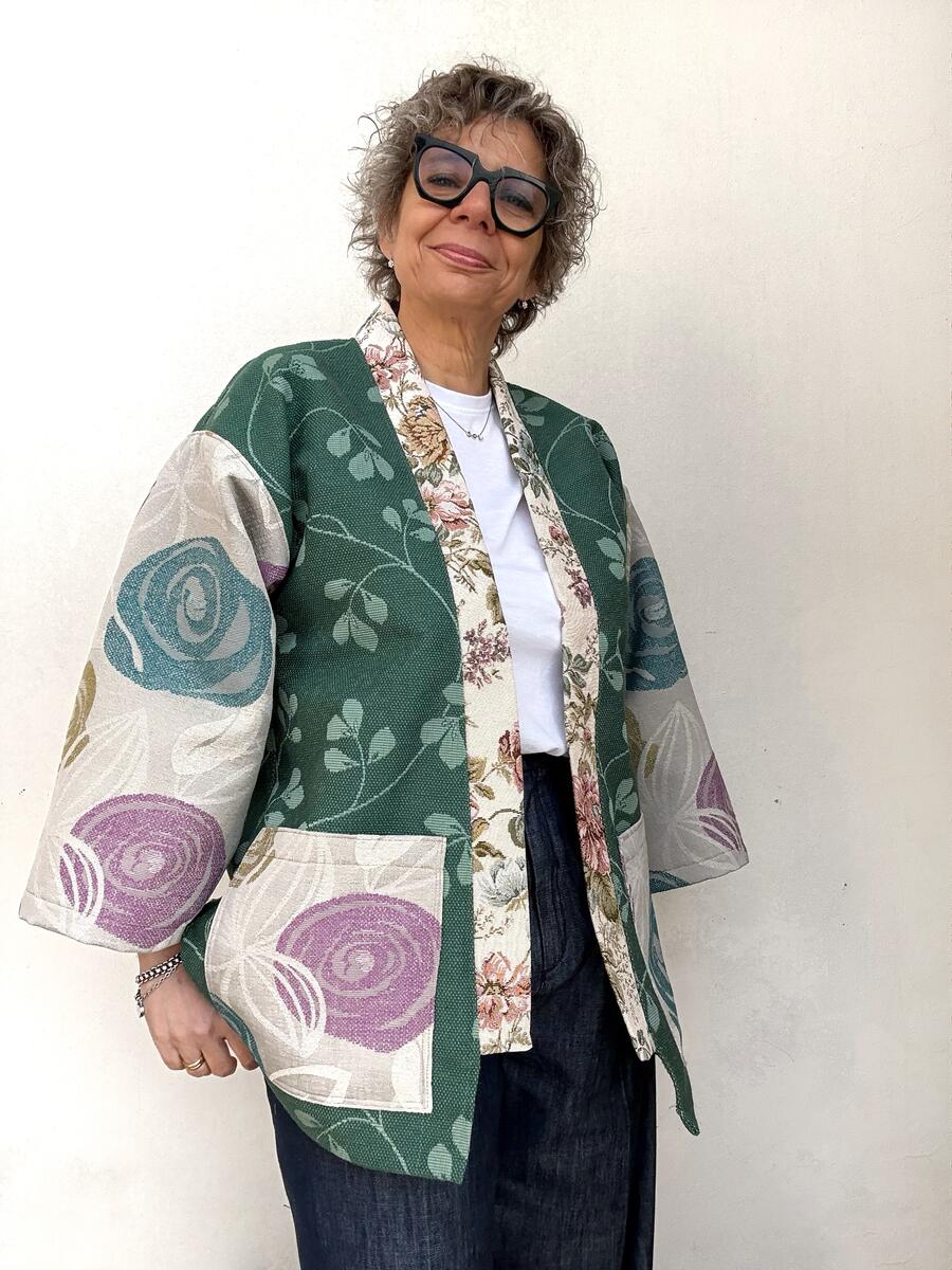 Kimono corto fiori e foglie 