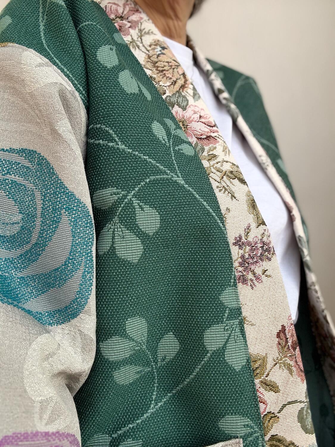 Kimono corto fiori e foglie 