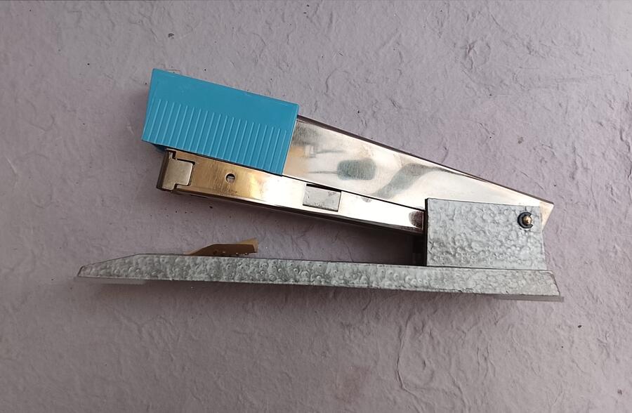 Spillatrice Professionale KIN 402 Vintage – Stock Magazzino 1973 – Acciaio + 4000 Punti Omaggio