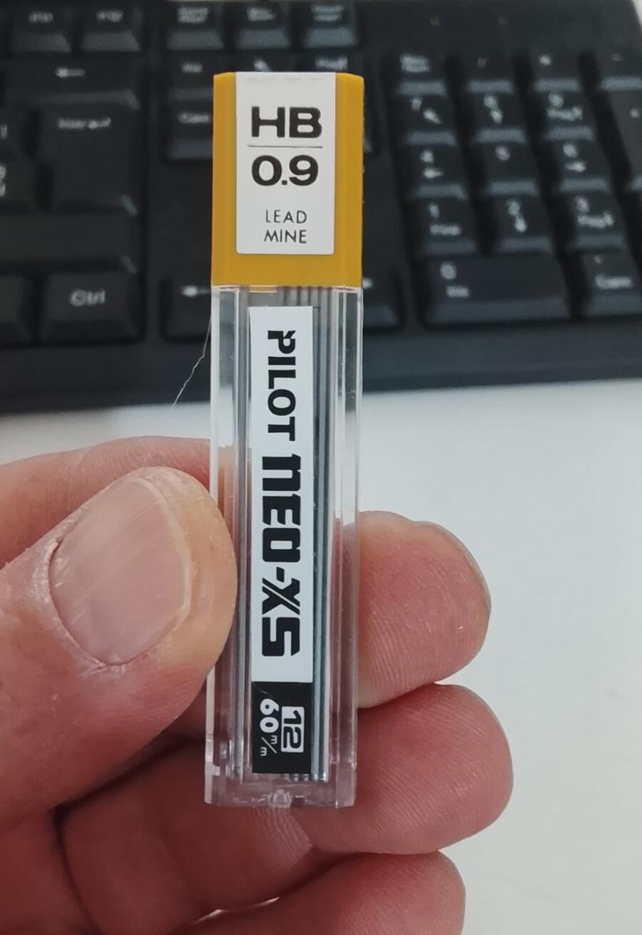 Set 72 Mine Pilot NEO-XS 0.9 HB – Vintage 1973 – Made in Japan – Hi-Polymer (NOS)