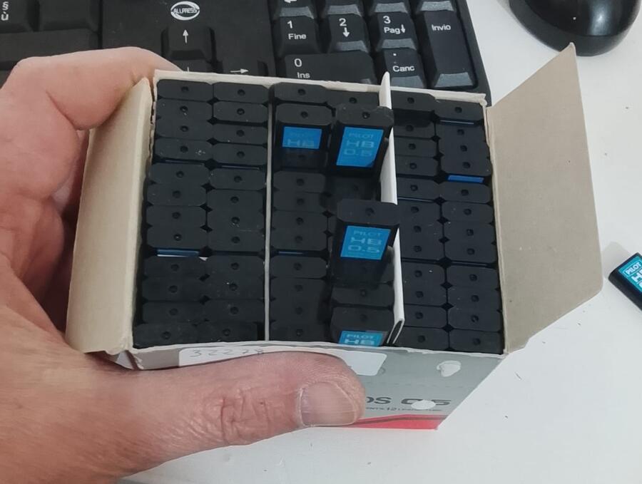 Set 72 Mine Pilot 0.5 HB – Vintage Black Leads Japan – 6 Tubetti Modello C5 – NOS