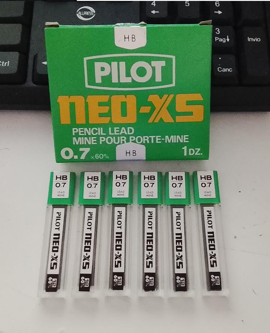Set 72 Mine Pilot NEO-XS 0.7 HB – Vintage 1973 – Made in Japan – Hi-Polymer (NOS)