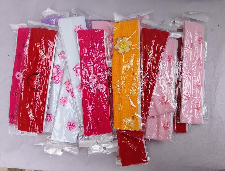 Lotto 6 Fasce Elastiche Bambina con Decorazioni Perline – Colori Assortiti