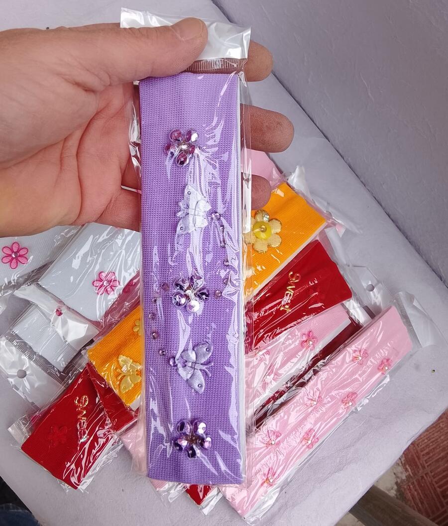 Lotto 6 Fasce Elastiche Bambina con Decorazioni Perline – Colori Assortiti