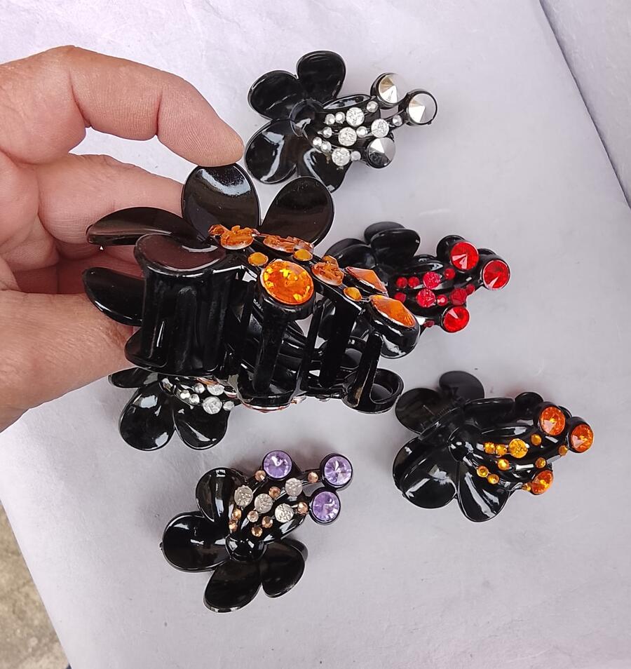 Set 12 Pinze Grandi per Capelli (9,5 cm) Design Floreale con Zirconi Luminosi Assortiti