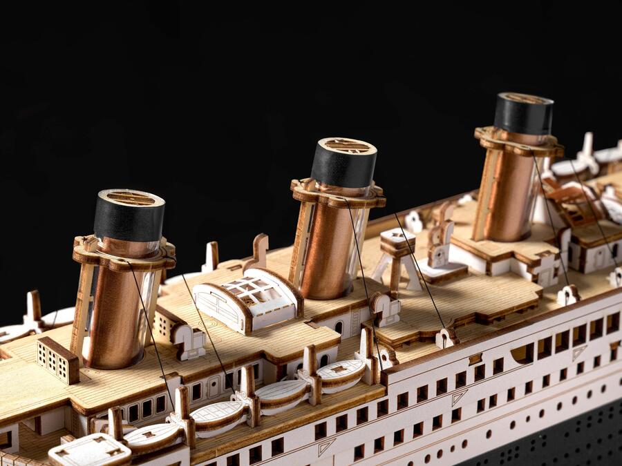 1912 Eternal Atlantic Voyager