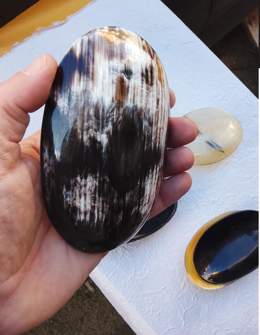 Ciotola  Artigianale in Corno e Osso Lucido