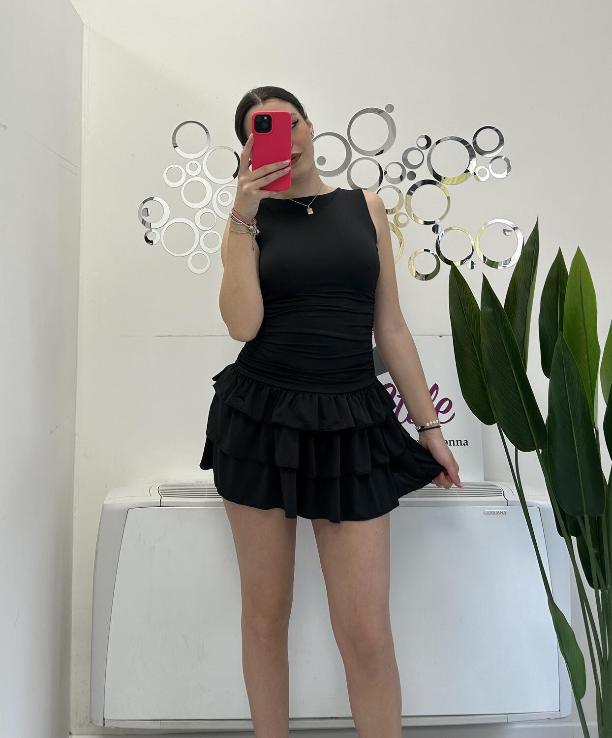 NOVITÀ Abitino smanicato gonna a balze