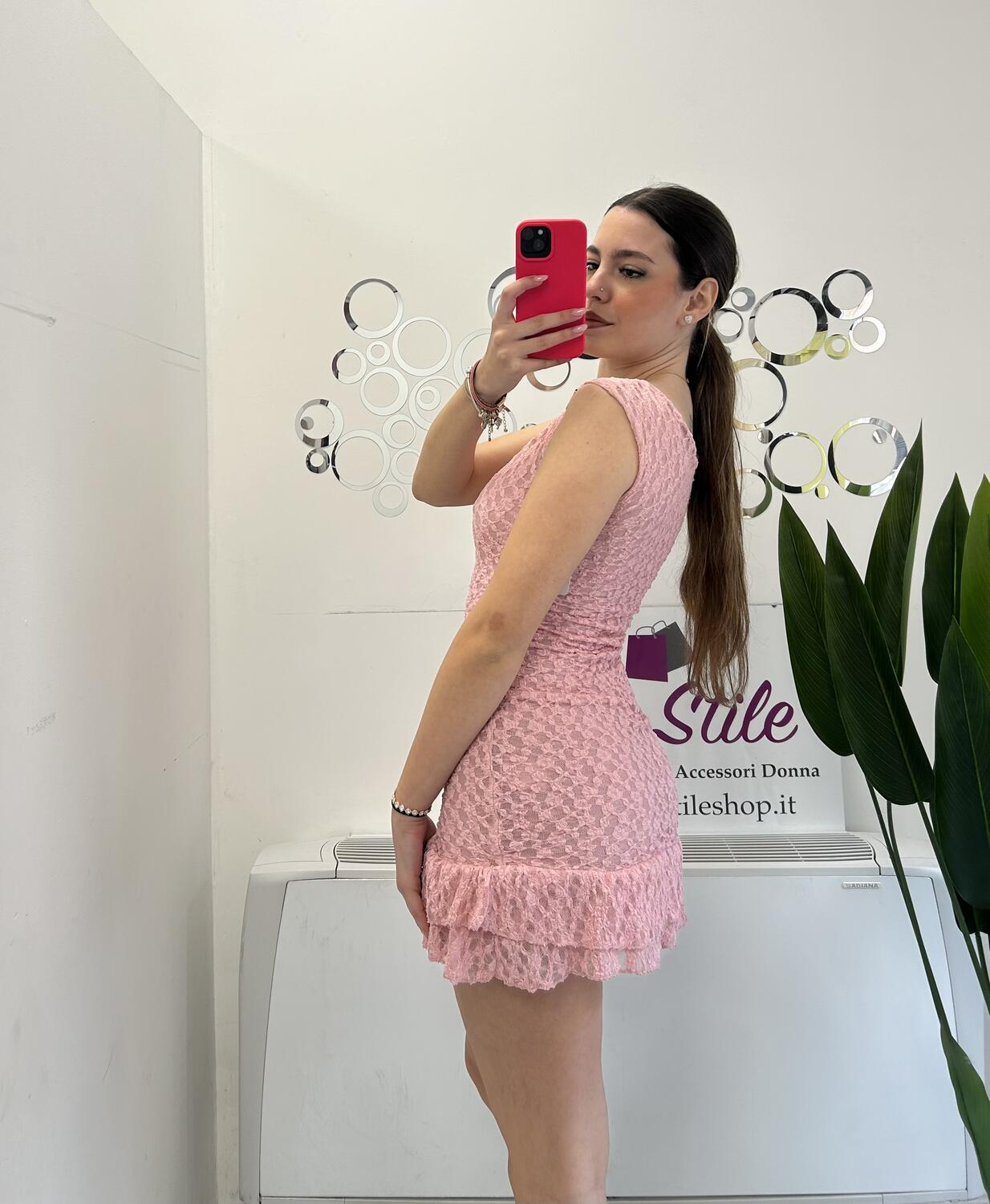 NOVITÀ Abitino in pizzo dettaglio dorato