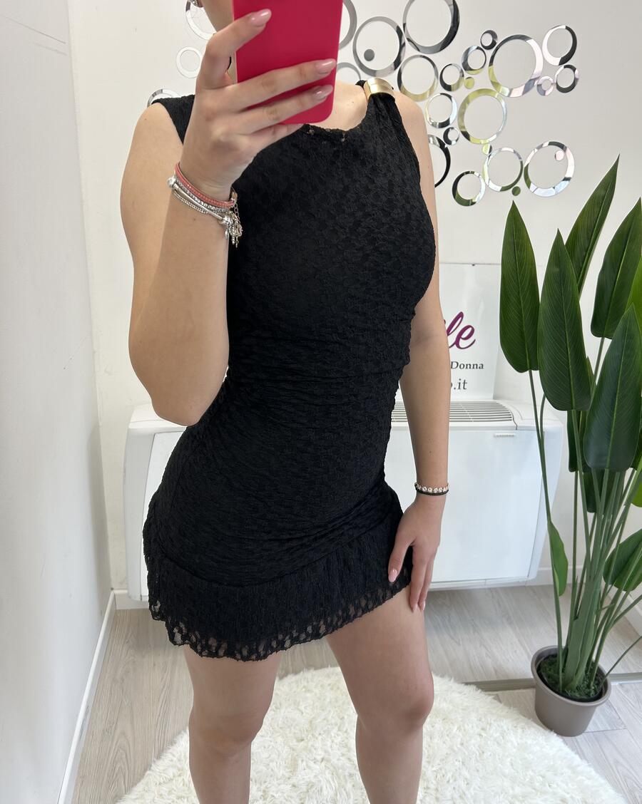 NOVITÀ Abitino in pizzo dettaglio dorato