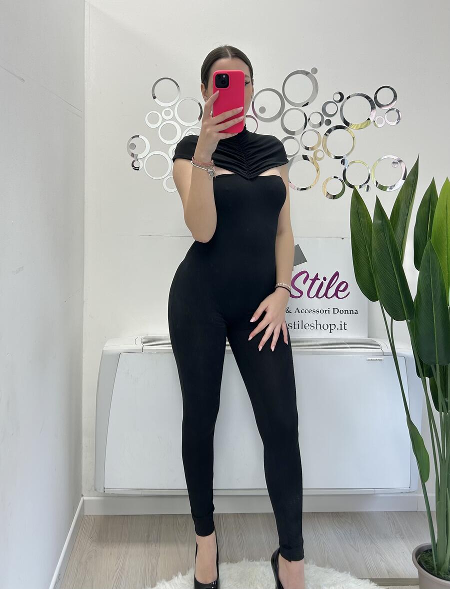 NOVITÀ Jumpsuit cut out sulle spalle