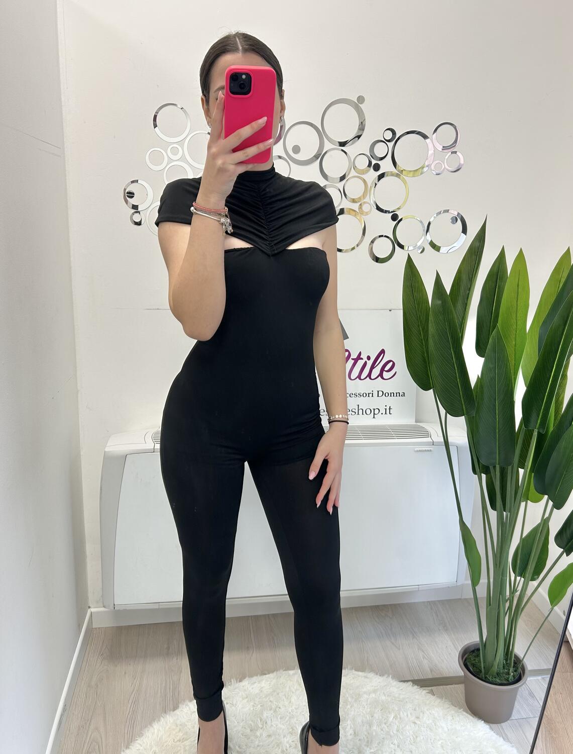NOVITÀ Jumpsuit cut out sulle spalle