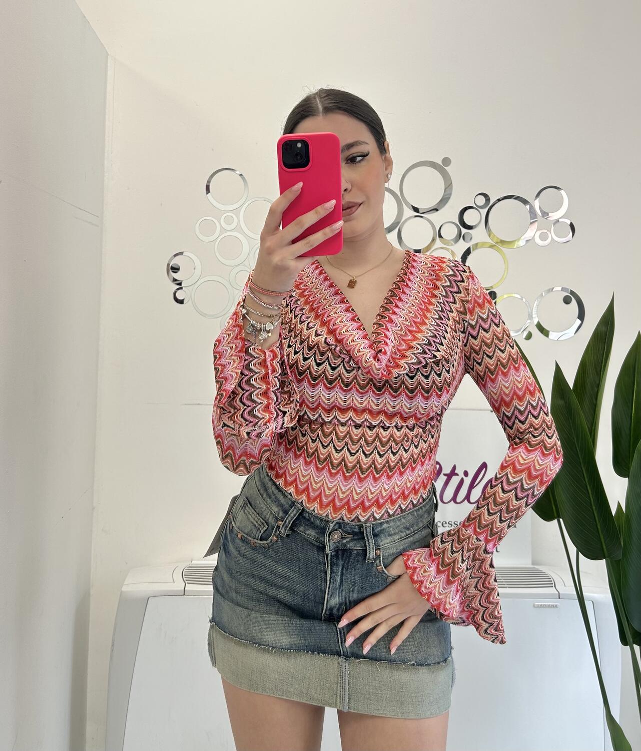 NOVITÀ Maglia zig zag manica a campana