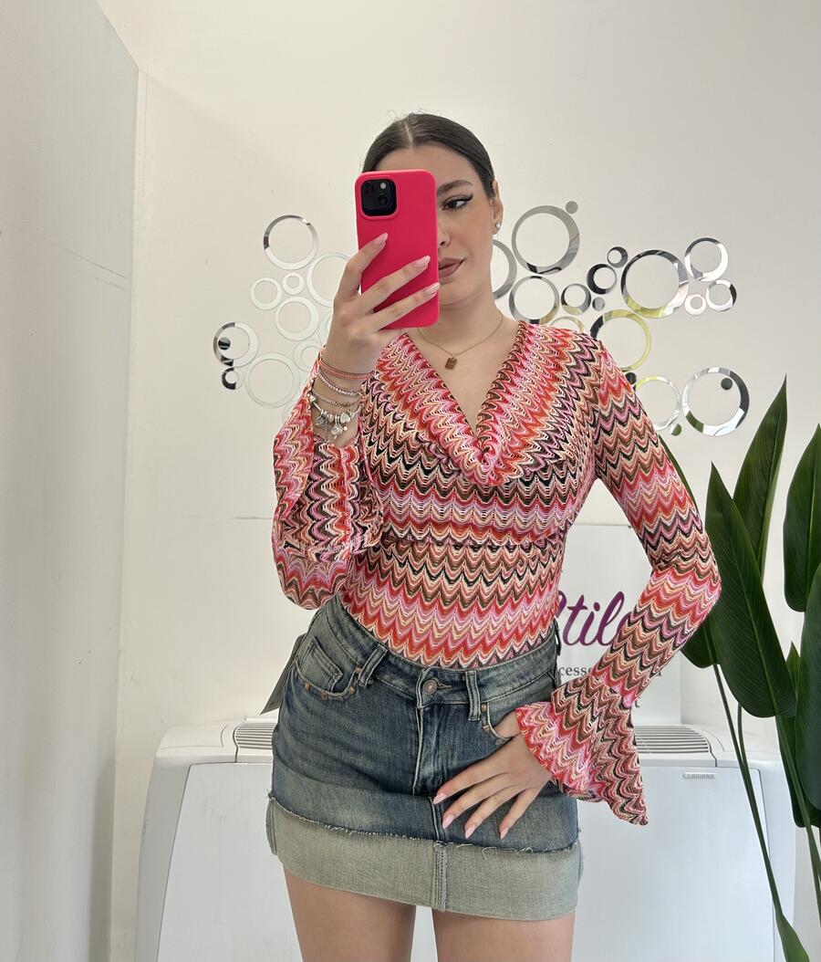 NOVITÀ Maglia zig zag manica a campana