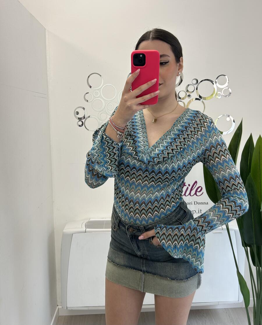 NOVITÀ Maglia zig zag manica a campana