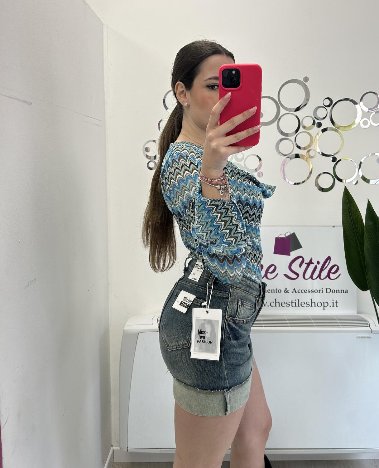 NOVITÀ Maglia zig zag manica a campana