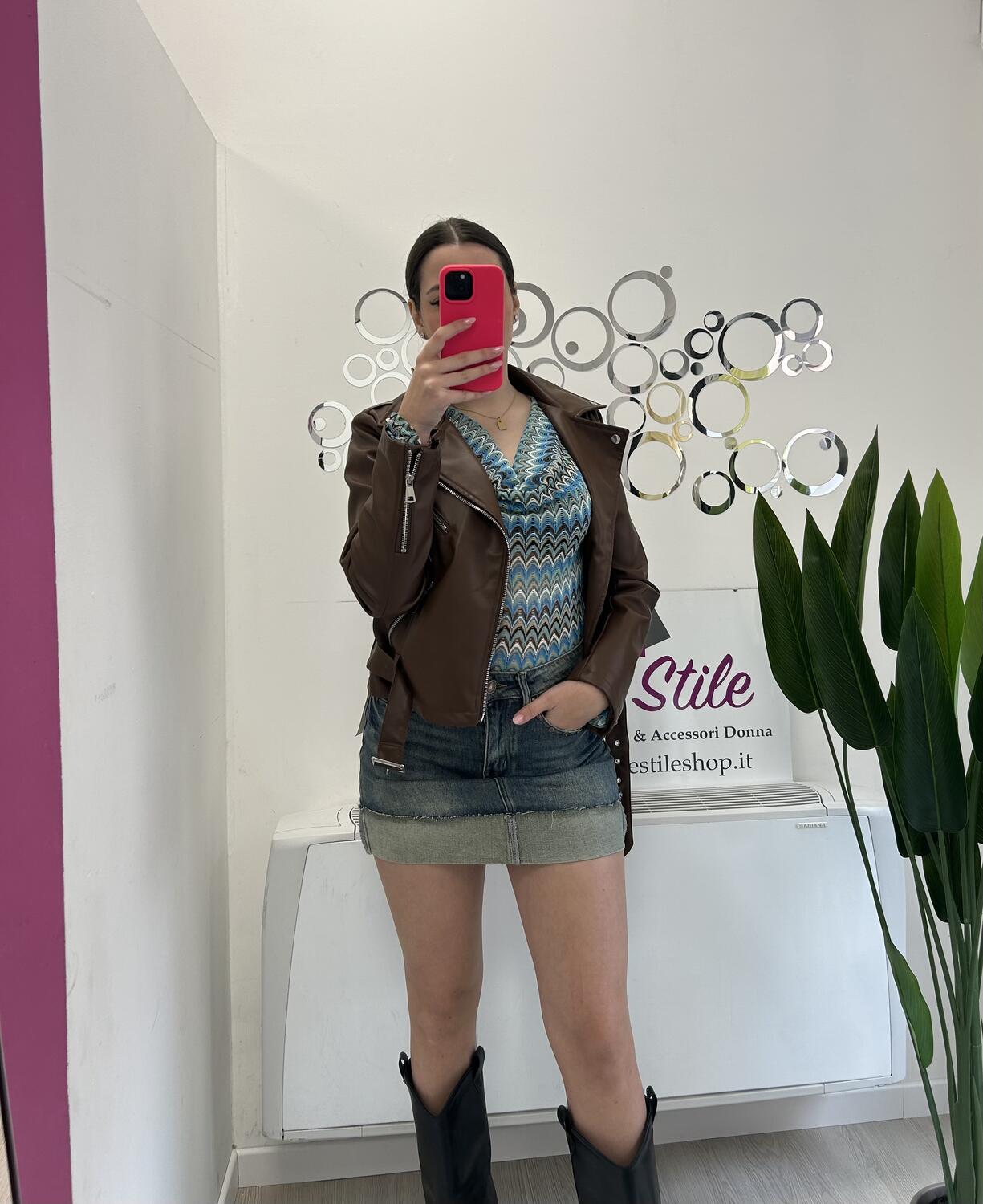 NOVITÀ Maglia zig zag manica a campana